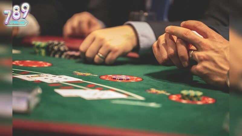 Cách Hiểu Luật Chơi Game Bài Poker Online